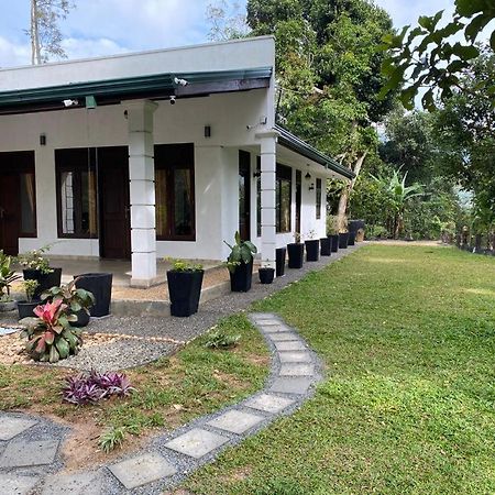 Ceylon Rich Leaves Ella Bed and Breakfast Εξωτερικό φωτογραφία